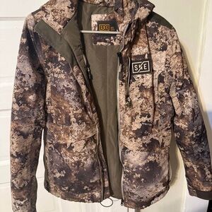 Women's Camouflage Puffer Jacket